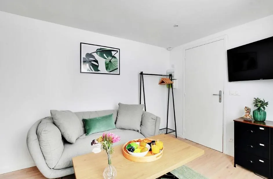Residence A Proximite De Paris Le Kremlin-Bicetre France